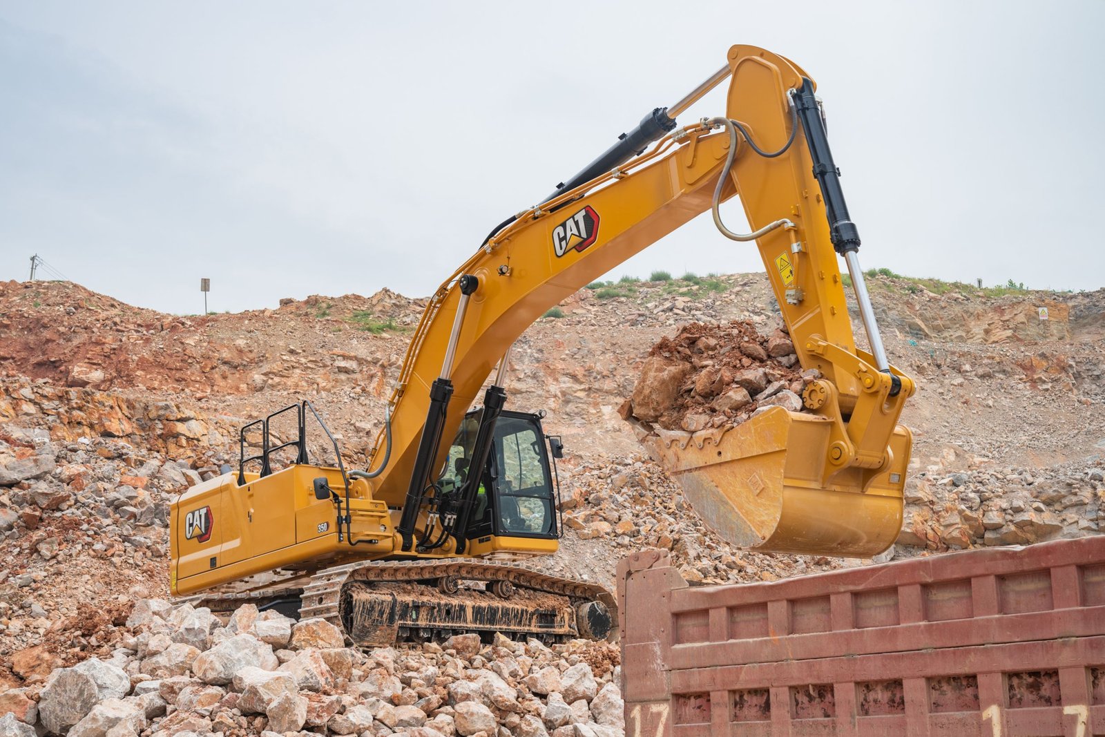 EXCAVADORA DE ORUGA 350 - Imagen 3