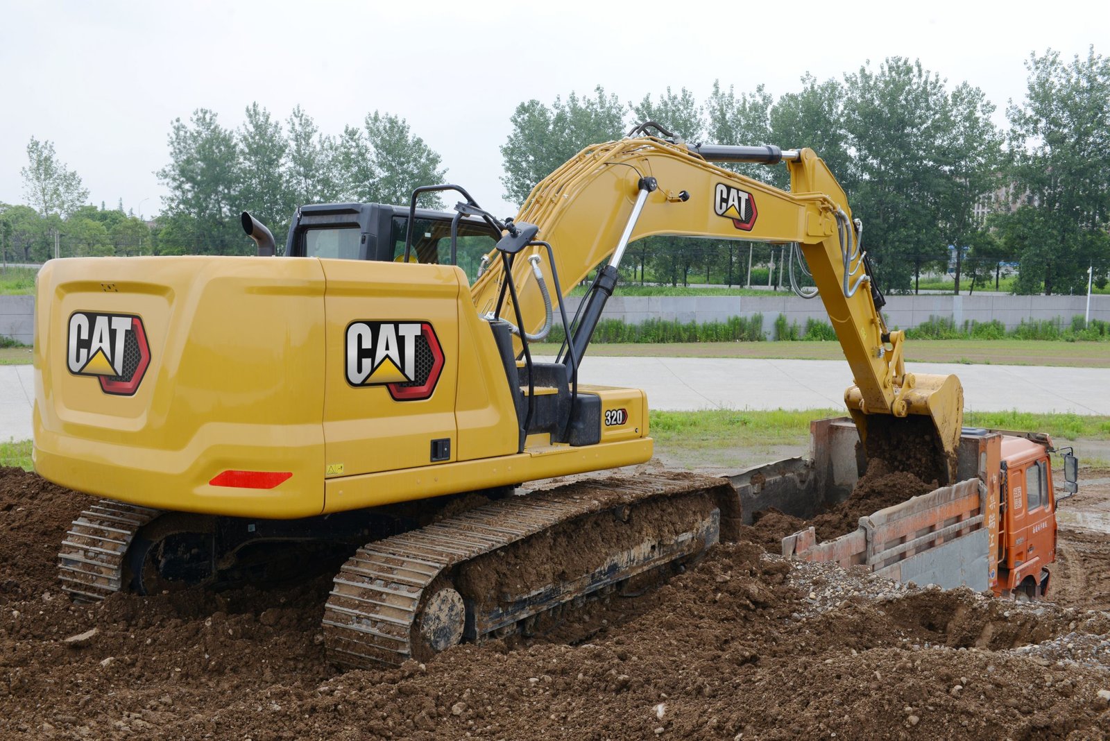 Excavadora Hidráulica Cat 320 Tier 3