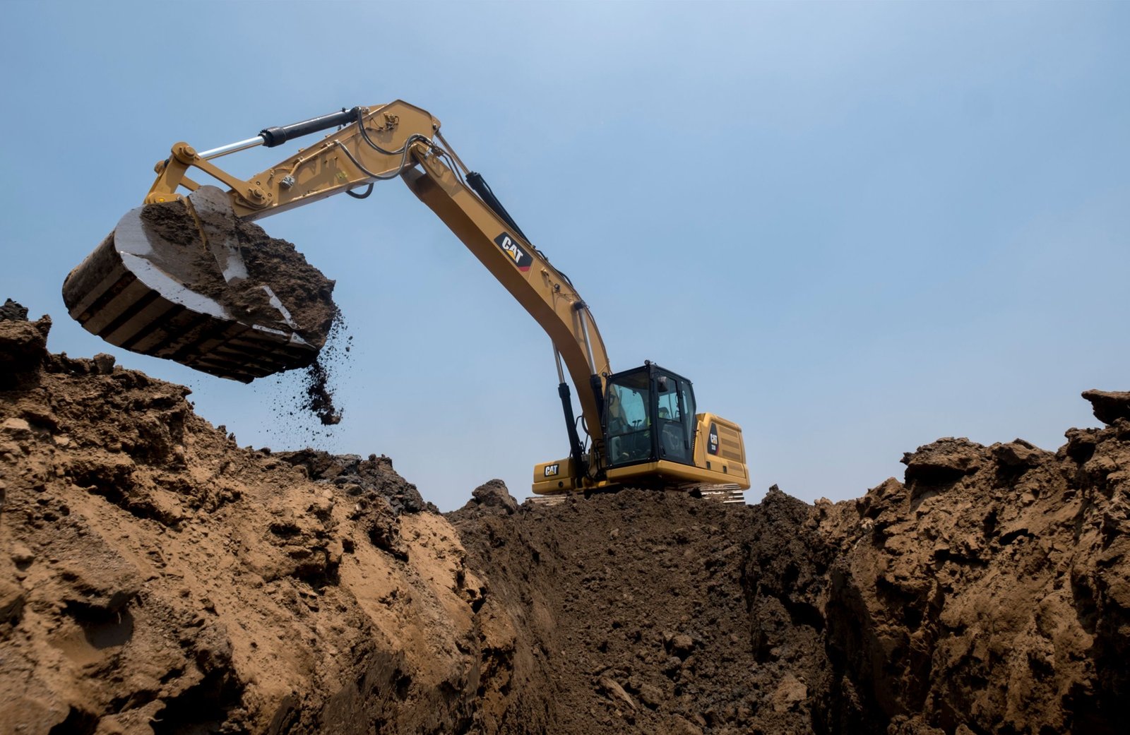 Excavadora Hidráulica mediana Cat 330 Tier 3