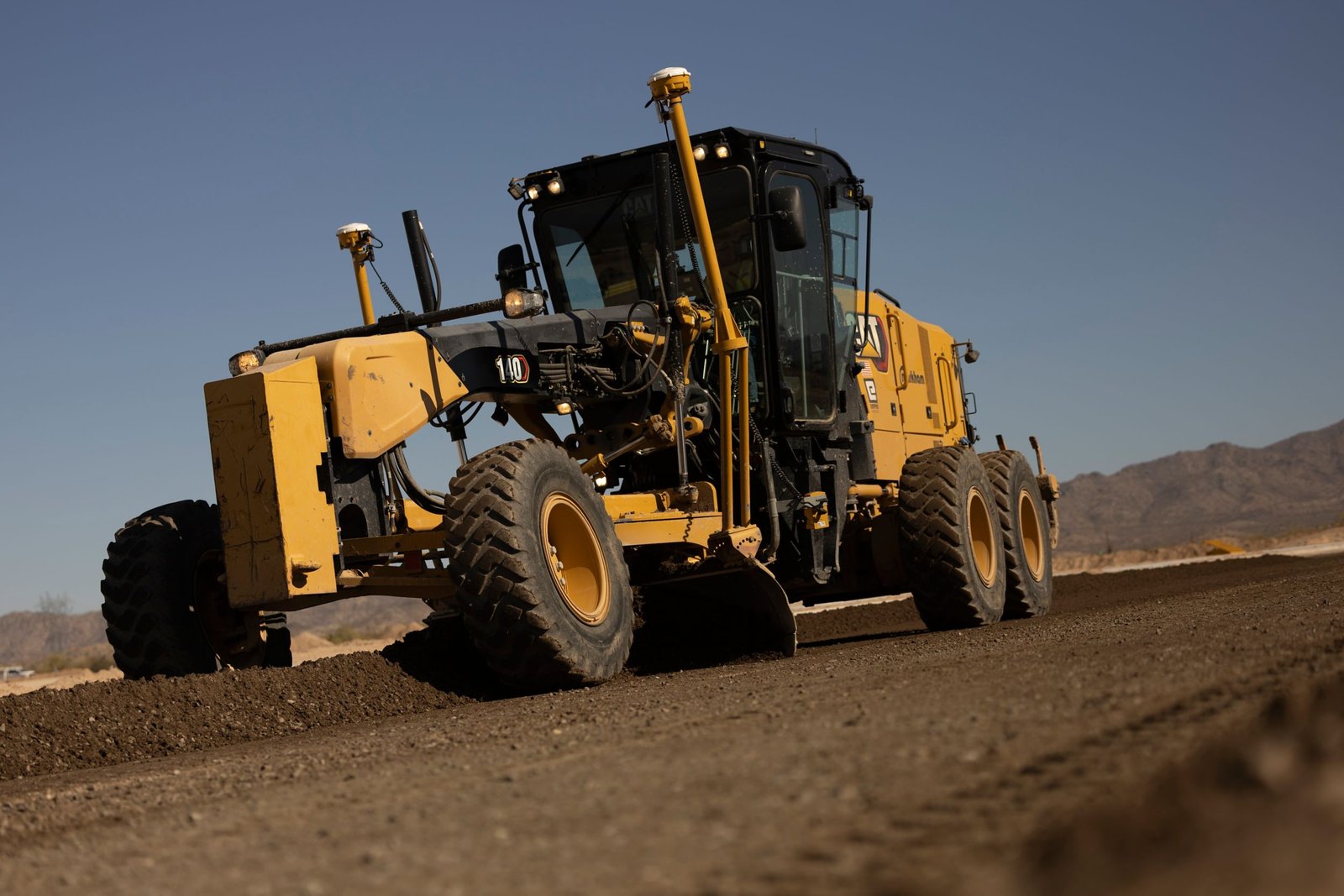 Motoniveladora Cat 140
